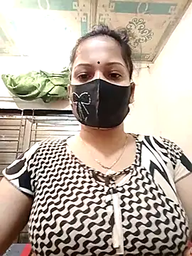 Snapshot of Payel_50 chatting on 05-13-26, 09:00 Payel 50 online show from 05-13-26, 09:00