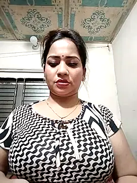 Snapshot of Payel_50 chatting on 06-01-26, 04:28 Payel 50 online show from 06-01-26, 04:28