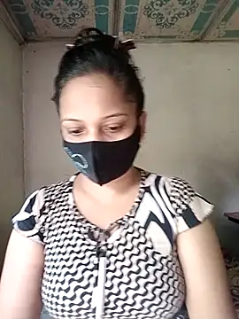 Snapshot of Payel_50 chatting on 04-27-26, 08:01 Payel 50 online show from 04-27-26, 08:01