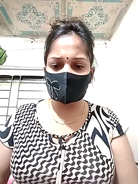 Snapshot of Payel_50 chatting on 05-17-26, 02:22 Payel 50 online show from 05-17-26, 02:22