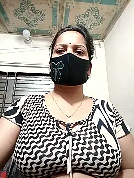 Snapshot of Payel_50 chatting on 05-21-26, 08:39 Payel 50 online show from 05-21-26, 08:39