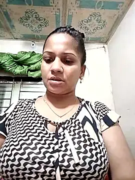 Snapshot of Payel_50 chatting on 06-10-26, 08:59 Payel 50 online show from 06-10-26, 08:59