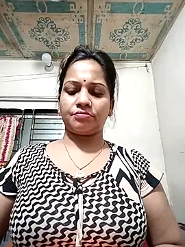 Snapshot of Payel_50 chatting on 05-31-26, 11:38 Payel 50 online show from 05-31-26, 11:38