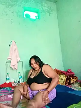 LoveOnStream online show from 11-06-25, 06:28