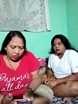 LoveOnStream online show from 11-28-25, 12:55