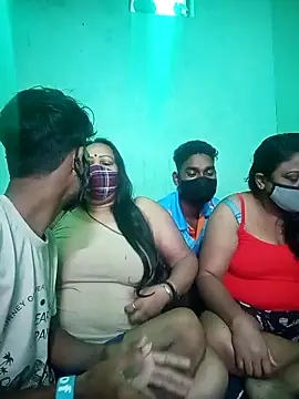 LoveOnStream online show from 11-19-25, 02:11