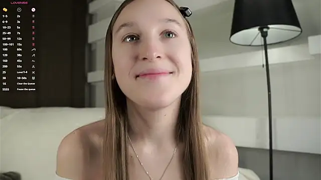 NanaMertins online show from 12-20-25, 01:52