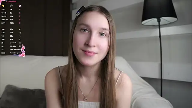 NanaMertins online show from 12-17-25, 01:43