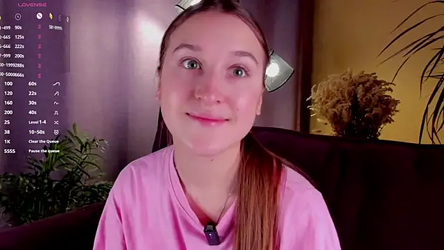 NanaMertins online show from 10-23-25, 01:04