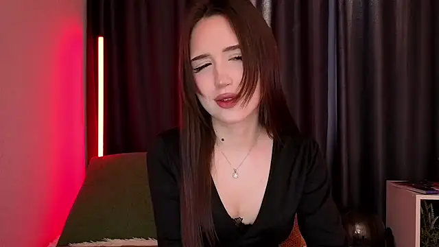 BlackEyesGirl online show from 04-15-26, 06:08