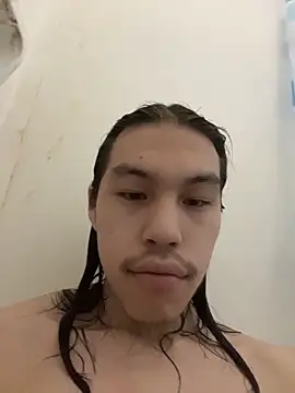 Snapshot of heytherepeoples717 chatting on 02-14-26, 03:12 heytherepeoples717 online show from 02-14-26, 03:12