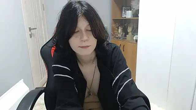 TinaQuiin online show from 09-22-25, 08:09