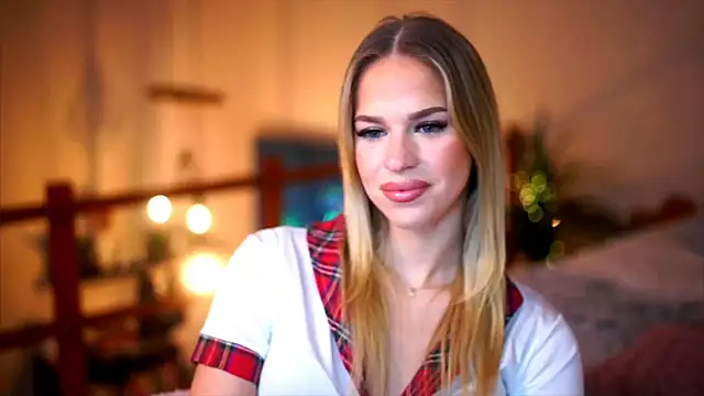 Emilyvanroessel online show from 11-02-25, 07:41