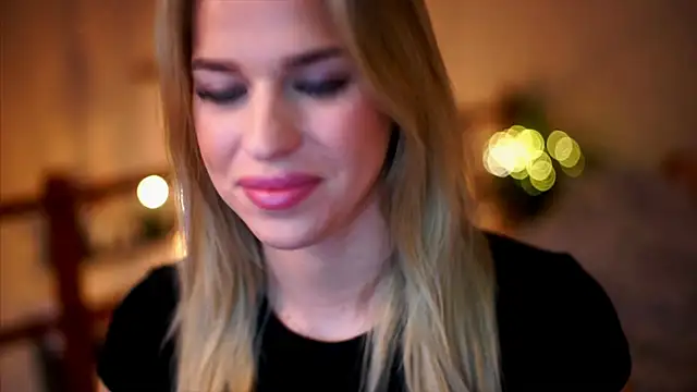 Emilyvanroessel online show from 10-01-25, 11:36