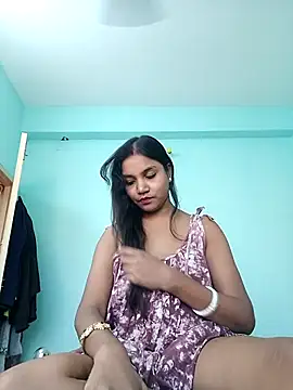 Snapshot of Miss_Tumpa chatting on 11-08-25, 09:57 Miss Tumpa online show from 11-08-25, 09:57