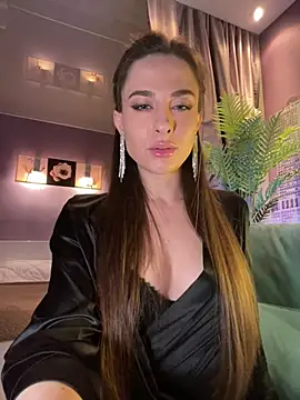 Snapshot of _shadylady_ chatting on 05-19-26, 05:53 shadylady online show from 05-19-26, 05:53