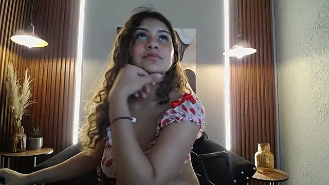 CurlyDani online show from 03-31-26, 02:02