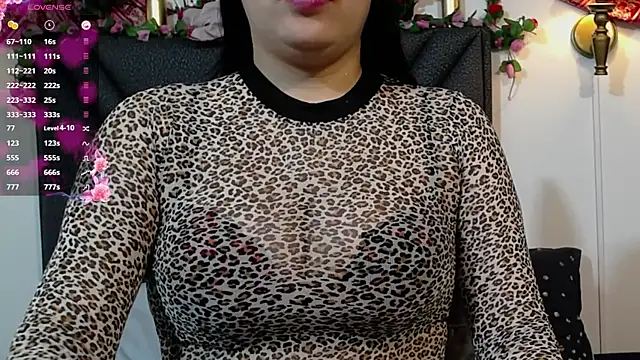 IndraKaur  online show from 09-25-25, 12:55