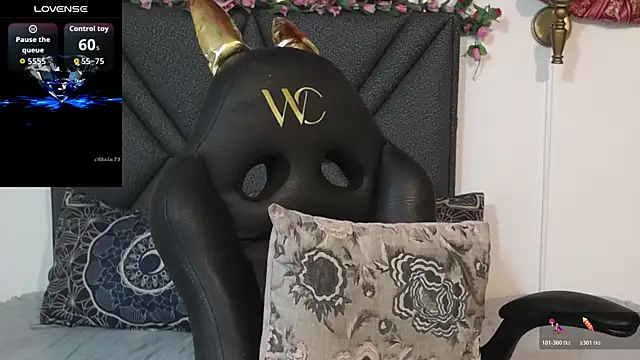 IndraKaur  online show from 10-22-25, 03:11