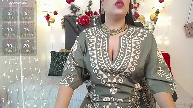 IndraKaur  online show from 11-21-25, 01:10