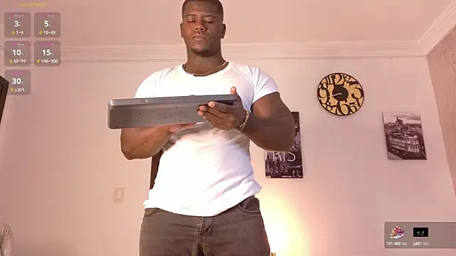 Snapshot of JothaFit chatting on 10-18-25, 12:07 JothaFit online show from 10-18-25, 12:07