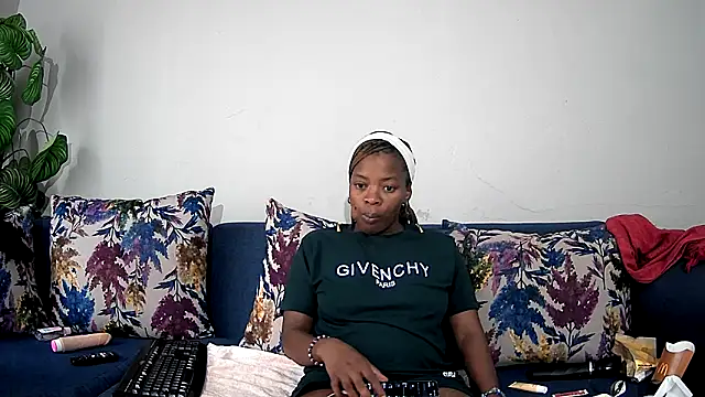 CandyNaynay online show from 10-29-25, 10:58