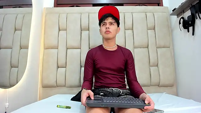 Felipe Cold online show from 10-12-25, 02:13