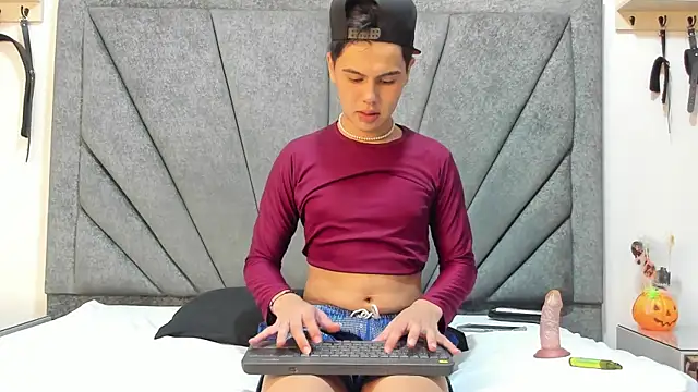 Felipe Cold online show from 10-12-25, 02:18