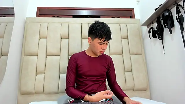 Felipe Cold online show from 10-05-25, 02:13