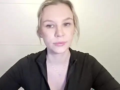 SadieBrilliance online show from 10-16-25, 06:27