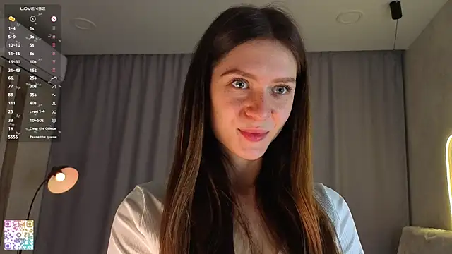 Snapshot of MinaMancilla chatting on 10-08-25, 04:14 MinaMancilla online show from 10-08-25, 04:14