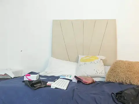  Miaa khalifa  online show from 10-09-25, 12:17