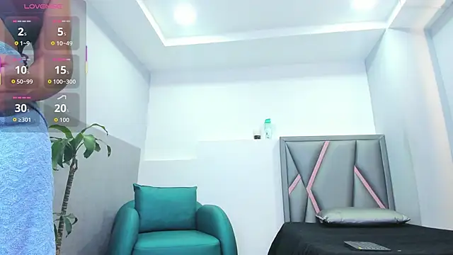 Snapshot of aurora_tziu chatting on 10-09-25, 04:13 aurora tziu online show from 10-09-25, 04:13