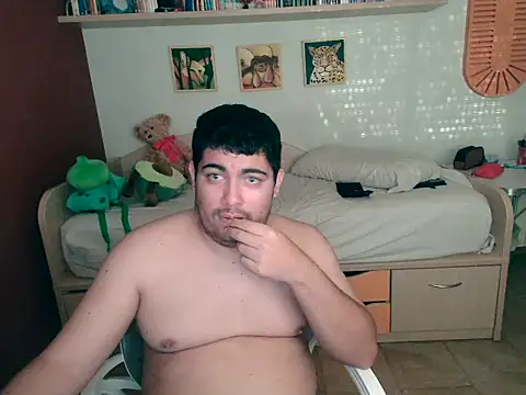 Snapshot of Martigato3 chatting on 09-18-25, 05:16 Martigato3 online show from 09-18-25, 05:16