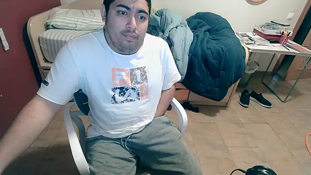 Snapshot of Martigato3 chatting on 02-28-26, 04:56 Martigato3 online show from 02-28-26, 04:56