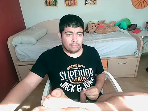 Snapshot of Martigato3 chatting on 09-19-25, 01:37 Martigato3 online show from 09-19-25, 01:37