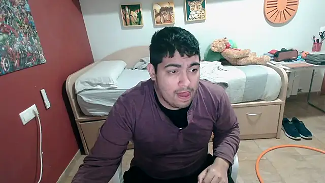 Snapshot of Martigato3 chatting on 11-13-25, 08:46 Martigato3 online show from 11-13-25, 08:46