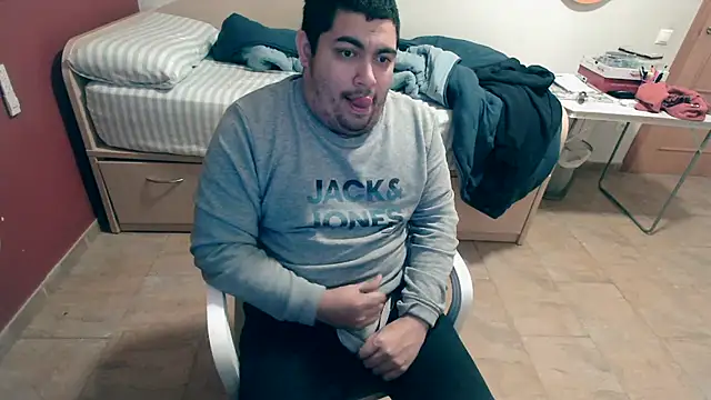 Snapshot of Martigato3 chatting on 02-24-26, 08:53 Martigato3 online show from 02-24-26, 08:53