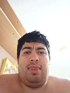 Snapshot of Martigato3 chatting on 10-15-25, 02:43 Martigato3 online show from 10-15-25, 02:43