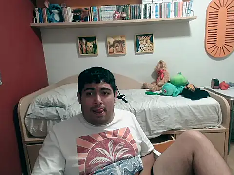 Snapshot of Martigato3 chatting on 09-23-25, 01:45 Martigato3 online show from 09-23-25, 01:45