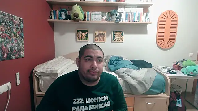 Snapshot of Martigato3 chatting on 01-11-26, 09:00 Martigato3 online show from 01-11-26, 09:00