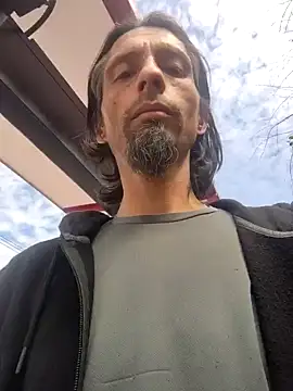 Snapshot of maxpowers84 chatting on 09-22-25, 04:13 maxpowers84 online show from 09-22-25, 04:13