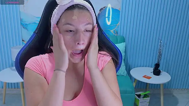 Cami Boobss online show from 12-14-25, 12:11