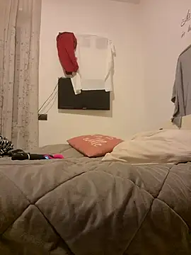 amalia202555 online show from 11-11-25, 04:13