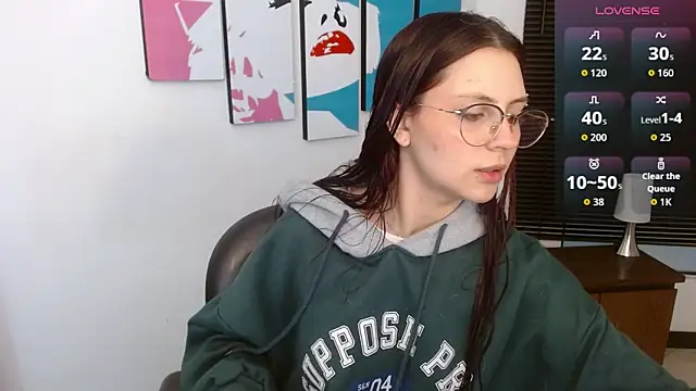 AlanaGarcia19 online show from 10-01-25, 11:25