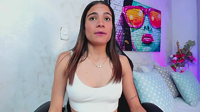 leyah  online show from 04-13-26, 07:07