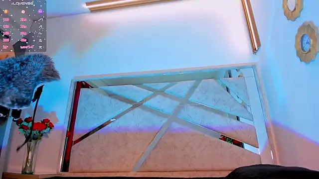 ThiccyLexxy online show from 11-20-25, 12:17