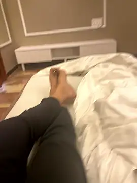 saumon3022 online show from 01-10-26, 07:36