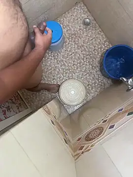 Snapshot of saumon3022 chatting on 11-02-25, 11:04 saumon3022 online show from 11-02-25, 11:04