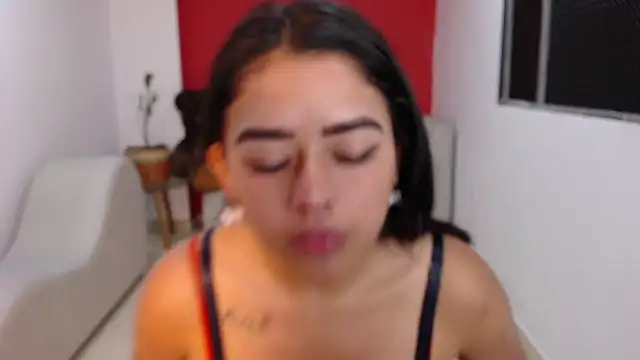 Snapshot of naia_sweetsex chatting on 09-27-25, 05:41 naia sweetsex online show from 09-27-25, 05:41